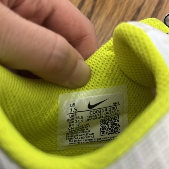 Nike Renew sneakers - Picture 4 of 6